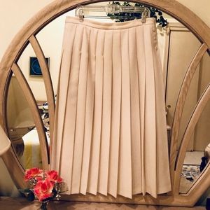 Jaeger Cream Pleated Skirt sz 18 fully lined